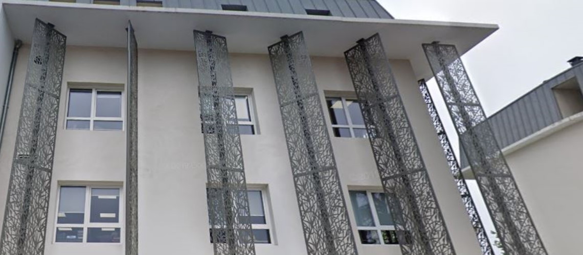 Image du Lame Brise Soleil en façade à Salon de Provence 13